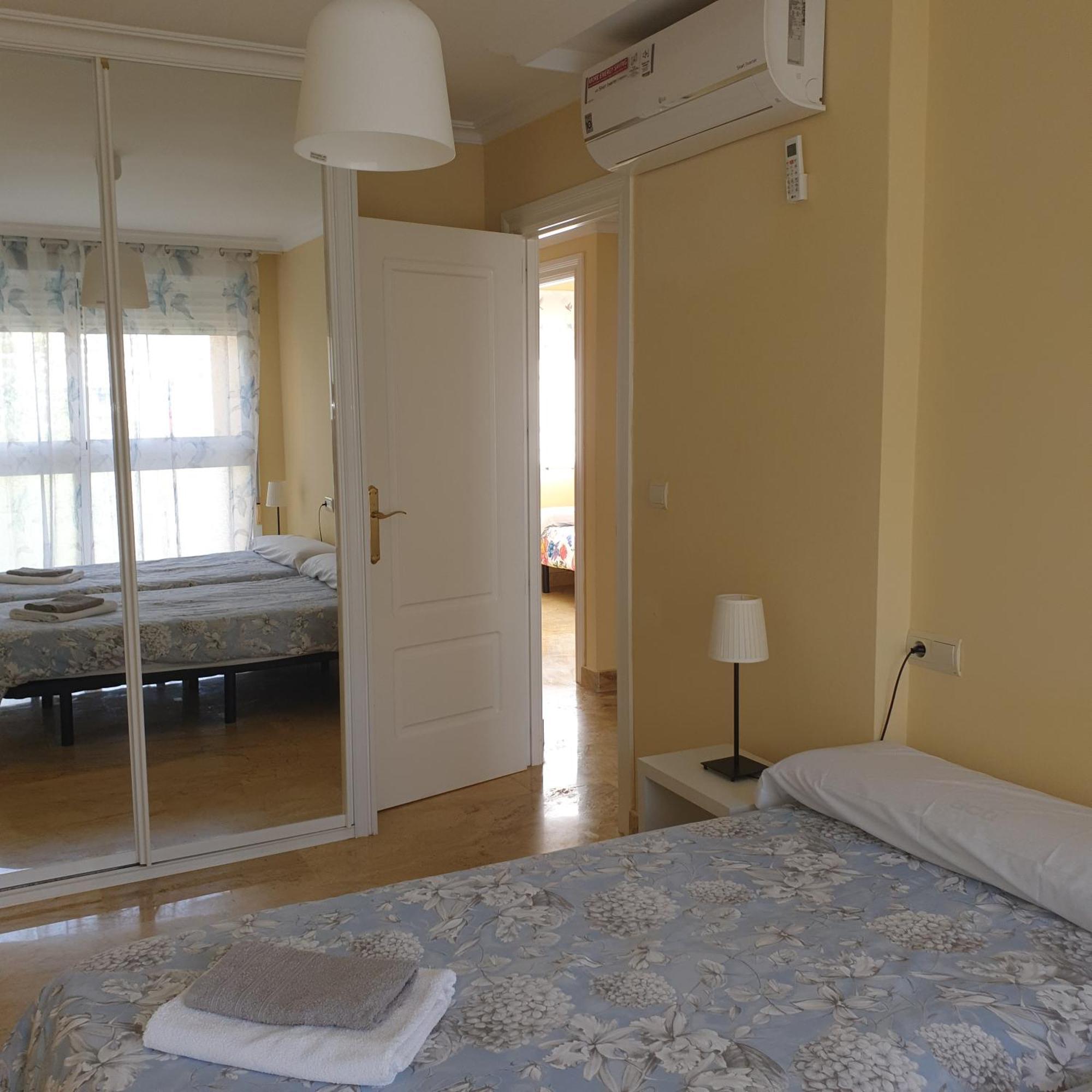 Casa Puig Campana Con Barbacoa Apartment Benidorm Room photo